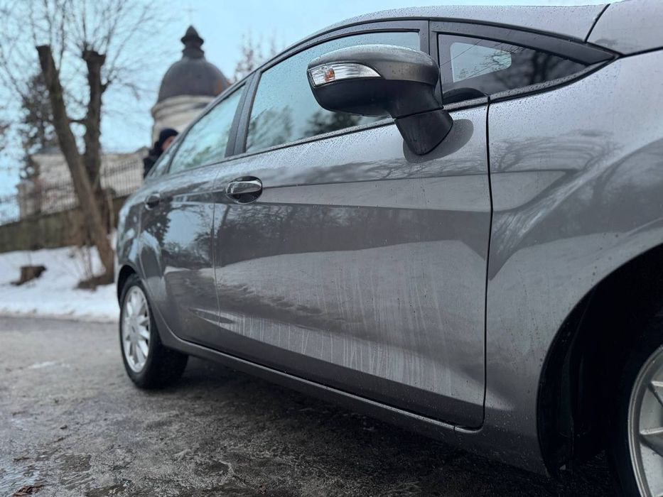 FORD FIESTA 2013 рік
