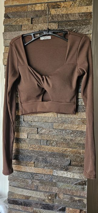 Продам кроп-топ з рукавами в рубчик