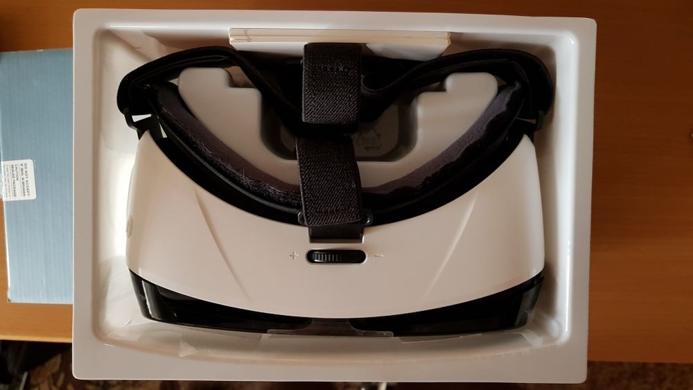 Продам очки Samsung Gear vr Oculus оригинал.