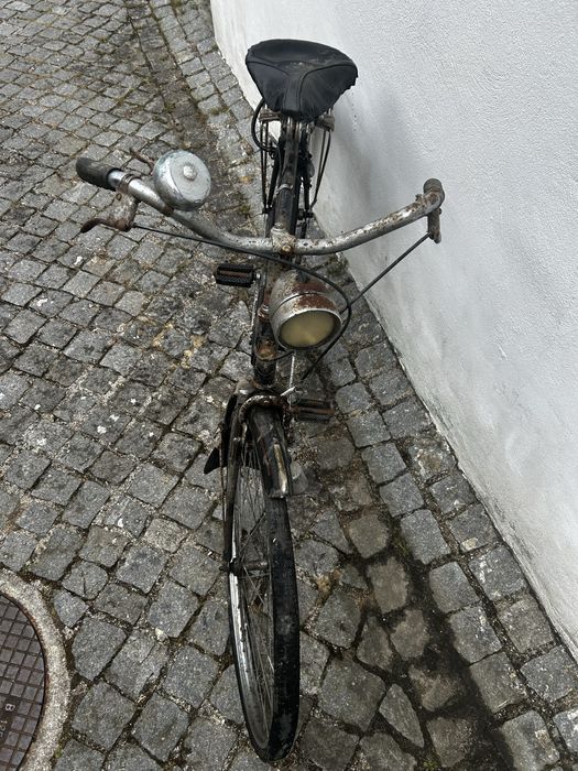 Pasteleira para restaurar