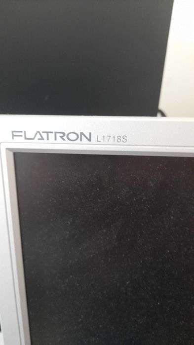 LG Monitor 17" / 44.5 cm64564125588481121