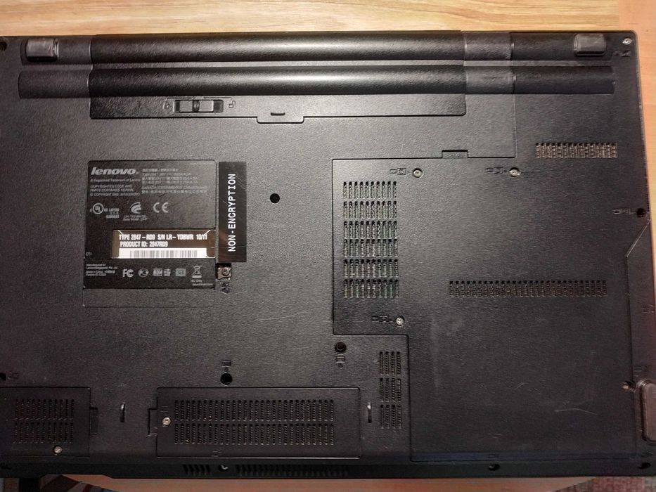 Lenovo ThinkPad SL510 2,3 Гц.  15,6 дюйма в гарному стані