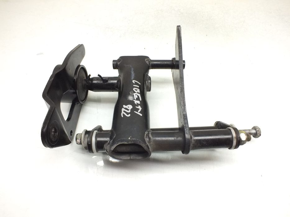 Wahacz Mocowanie Silnika Piaggio Liberty 125 Abs 17-
