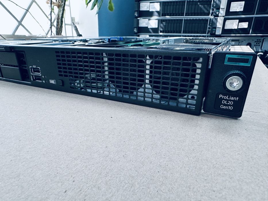 Сервер HP Proliant DL20 GEN10 SFF