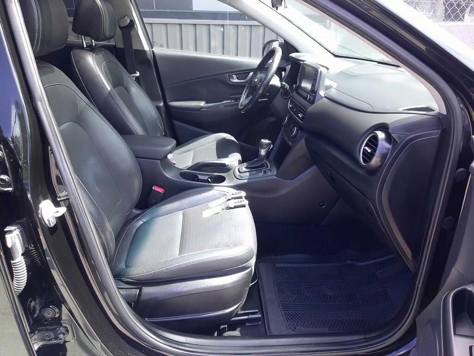 Hyundai Kona      2019