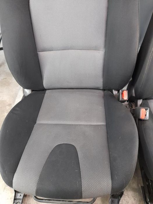 Conjunto de bancos MAZDA 3 (BK)