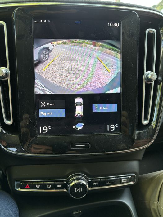 Volvo XC40 T2 Momentum Plus Geartronic