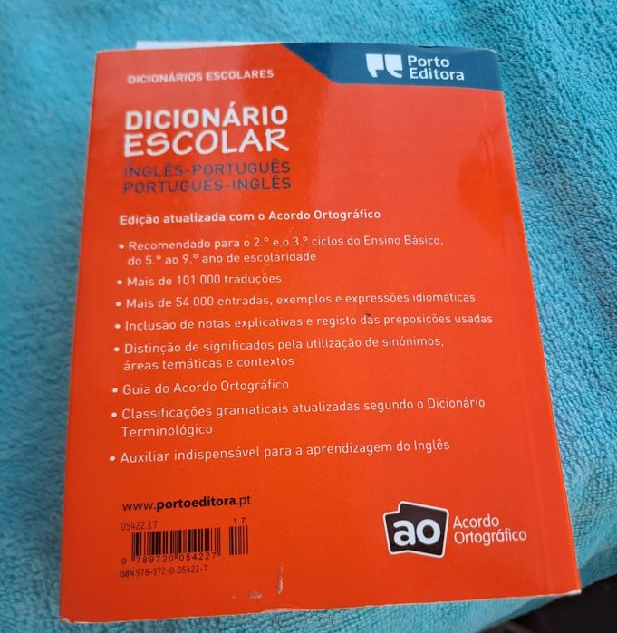 Dicionário Escolar Inglês-Português