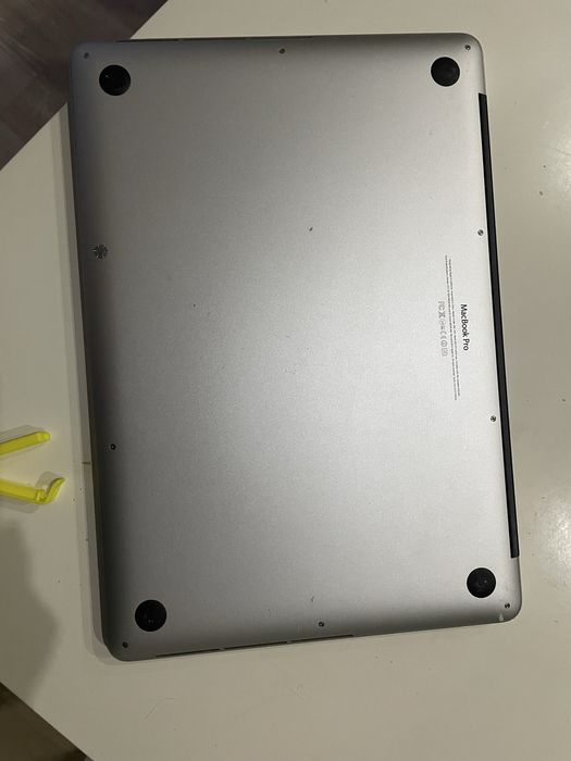 Mc boock pro 15’ polgadas