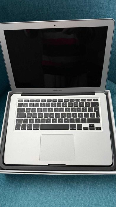 Apple MacBook Air 13” (2017) – Excelente Estado [COMO NOVO]