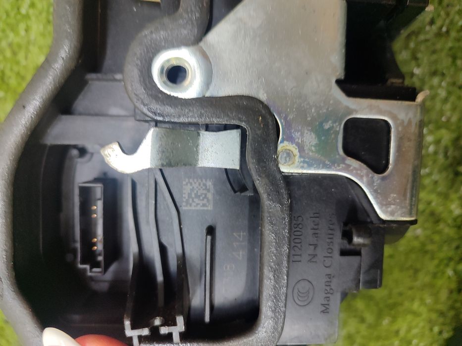 Замок двери дверей BMW X3 F25 левый передний БМВ Х3 Ф25 правий задний