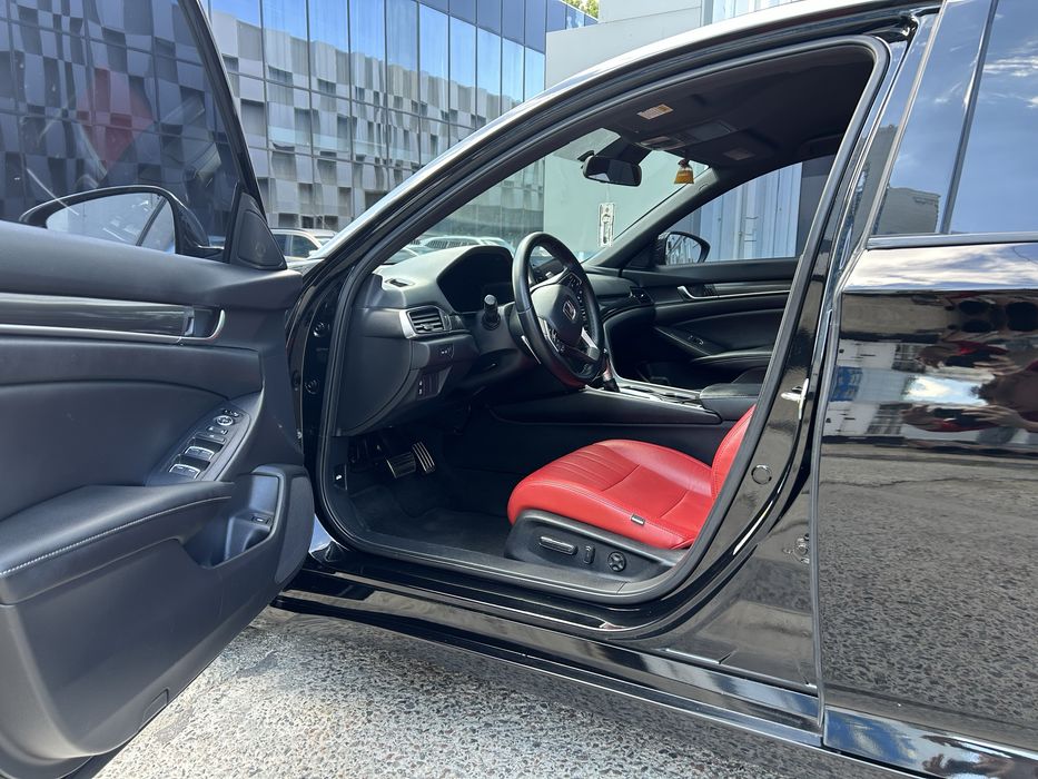Honda Accord 2019 VIN 1HGCV1F3XLA037918 фото оголошення 7 з 10