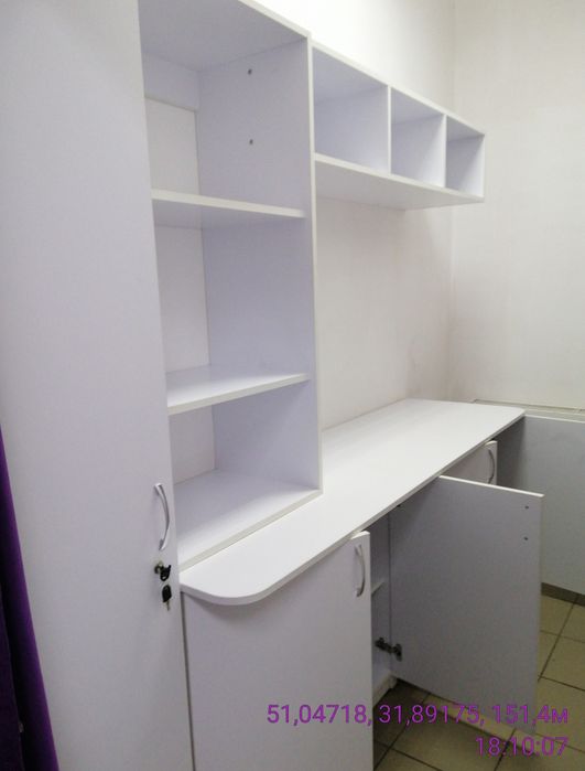 Продам кухня/стелажі б/у у задовільному стані.