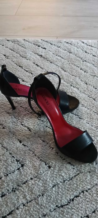 Sandały- szpilki. Lasocki r. 39 Nowe. Skóra naturalna