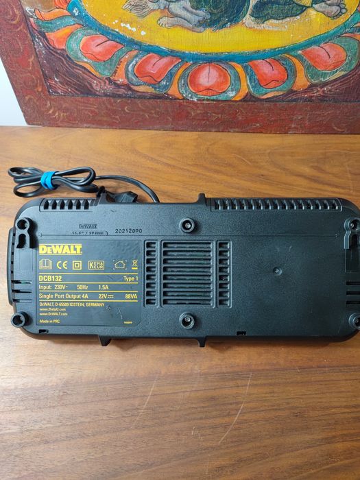 Dewalt DCB132 Ładowarka podwójna 10,8-18V  Flexvolt 54v