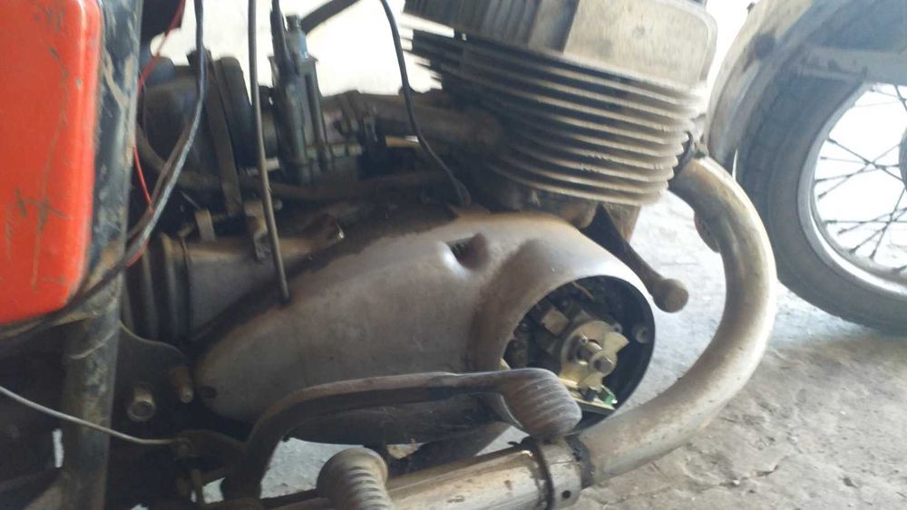 Мотоцикол не находу