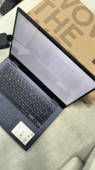 Portátil Asus Vivobook Flip 14 "