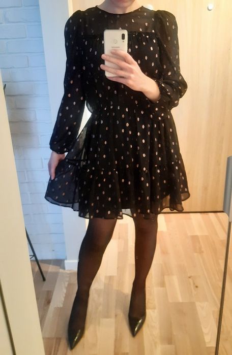 Czarna zwiewna sukienka Reserved r. 36