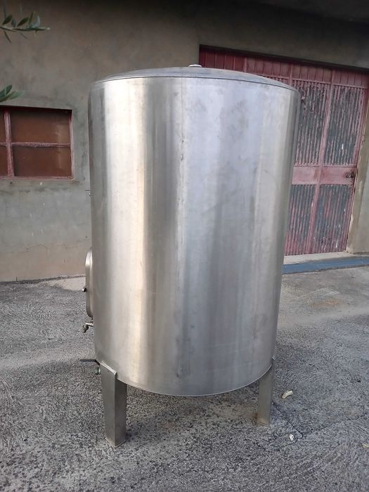 Cuba de inox 1050 litros usada 2 vezes