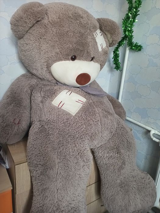 Плюшевий ведмідь