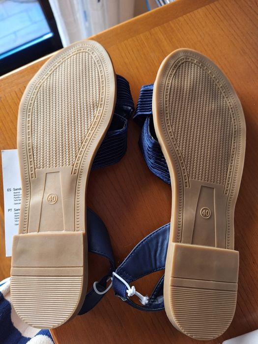 Sandálias Rasas T: 40  WALKX