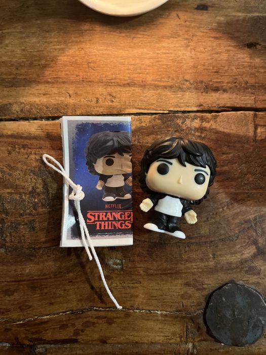 Kinder Joy Stranger Things