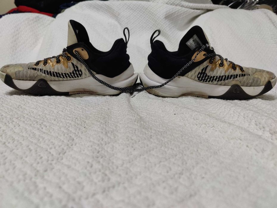 Sapatilhas Nike tam. 43 em muito bom estado.