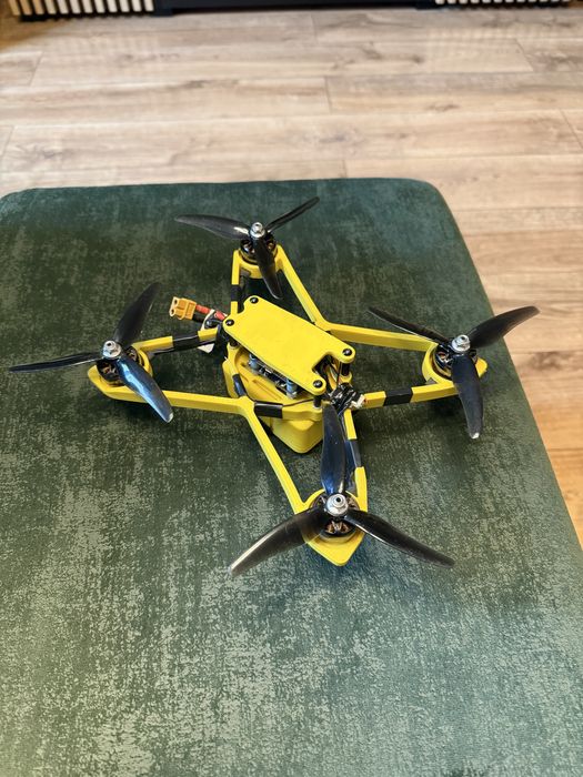 Dron ARS-5 V2 Racing