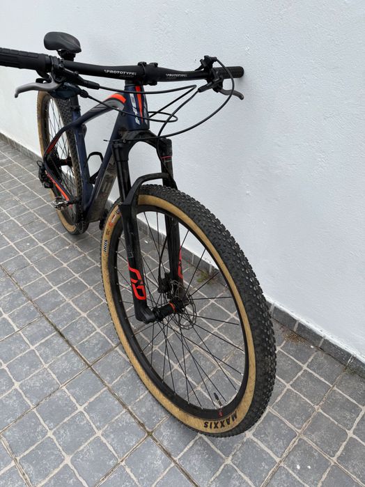 Bicicleta montanha BH