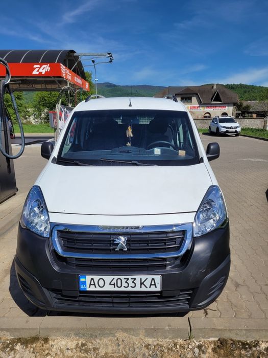 продам автомобіль в хорошому стані