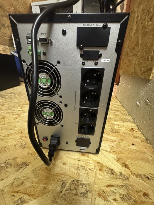 Пристрій безперебійного живлення PowerWalker VFI 3000 AT