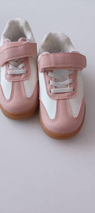 Buty dziecięce 26