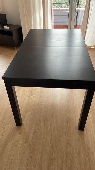 Mesa IKEA 140cm x 84cm extensível