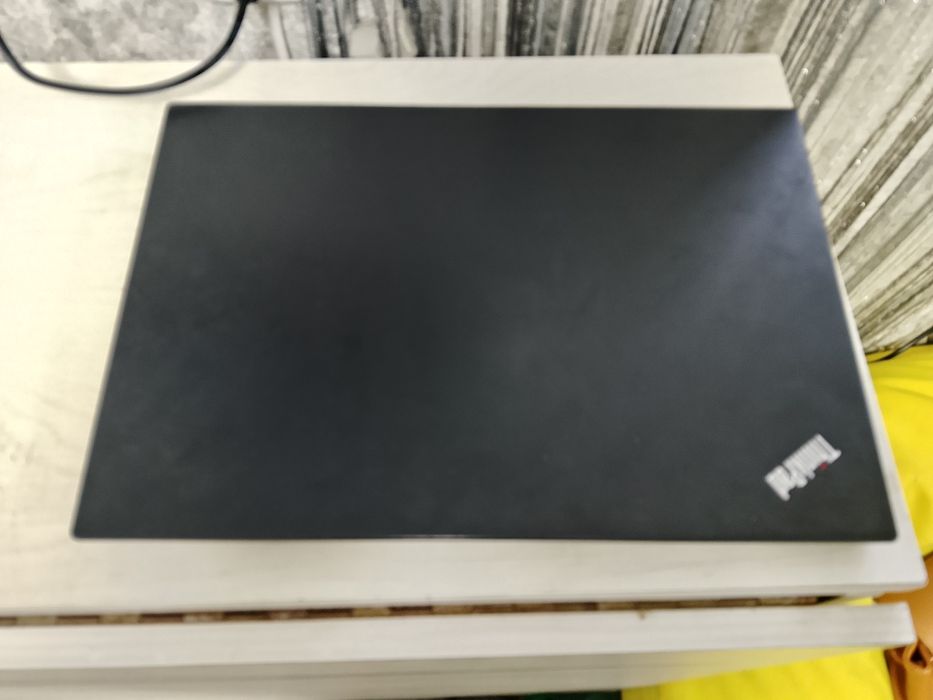 Продам ноутбук повністю робочий