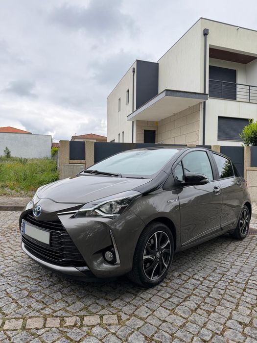 Toyota yaris 1.5 Hsd Square Collection  1 dono