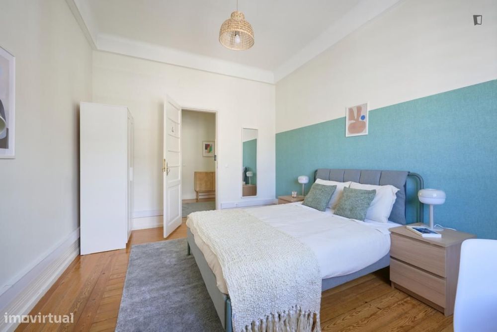 Quarto - localizado em Marquês de Pombal Lisbon