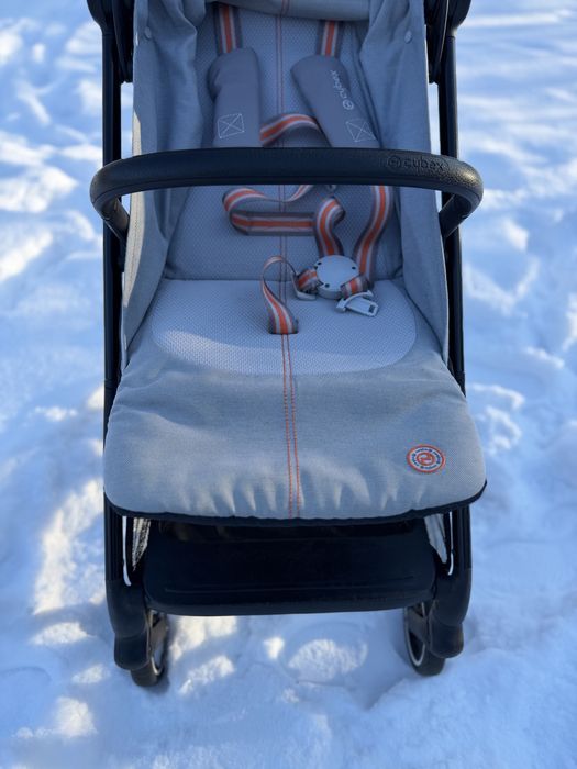 Cybex Beezy Lava Grey візочок / коляска прогулянкова
