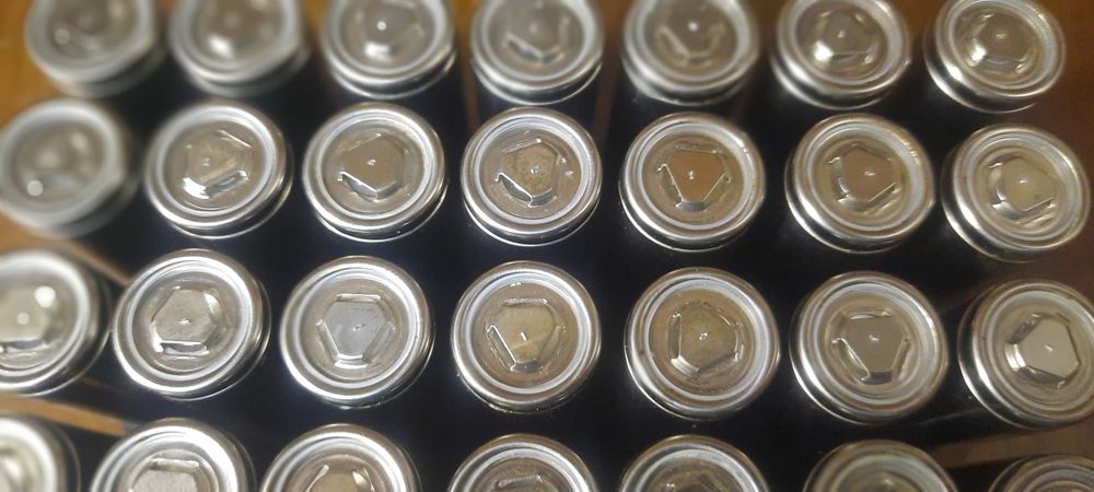 18650 tesla високотокові 3000+- original