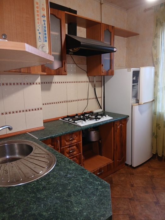 Здам двокімнатну квартиру р-н  Довгинцівський  3000гр