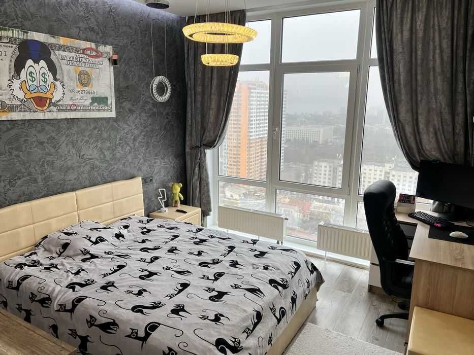 Продам 2-квартира в ЖК Апельсин по вул. Середньофонтанська