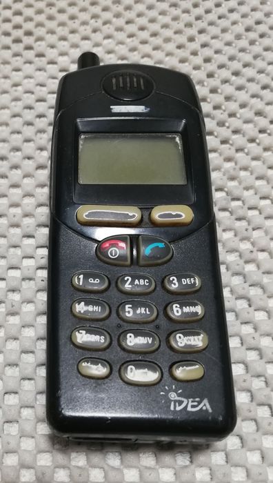 Мобільний телефон Samsung SGH-C110 неробочий