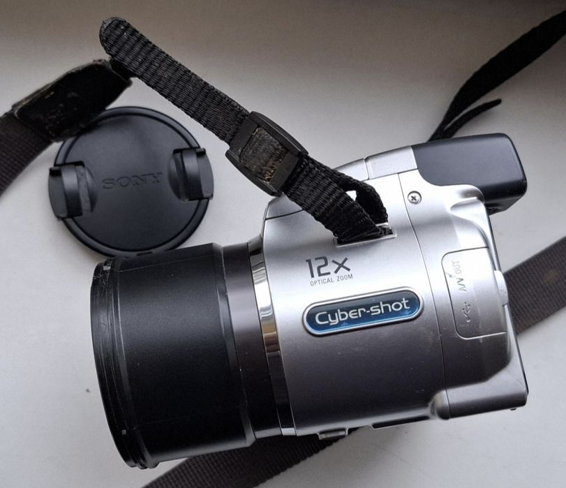 sony w200 - купити цифрові фотокамери - Ціна на OLX.ua