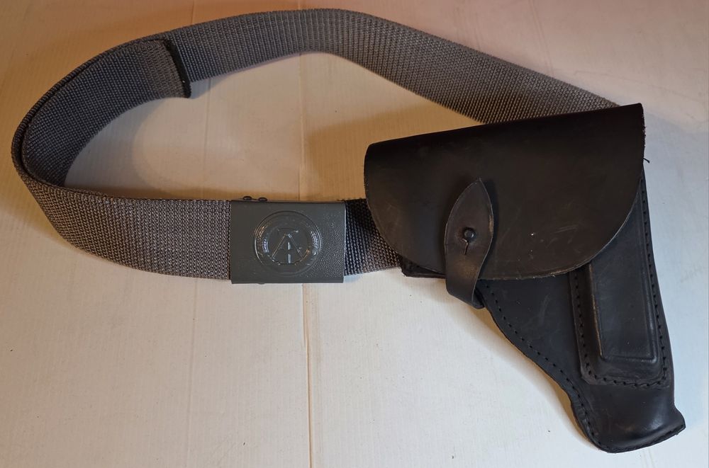 Pas parciany wraz z kaburą NVA DDR