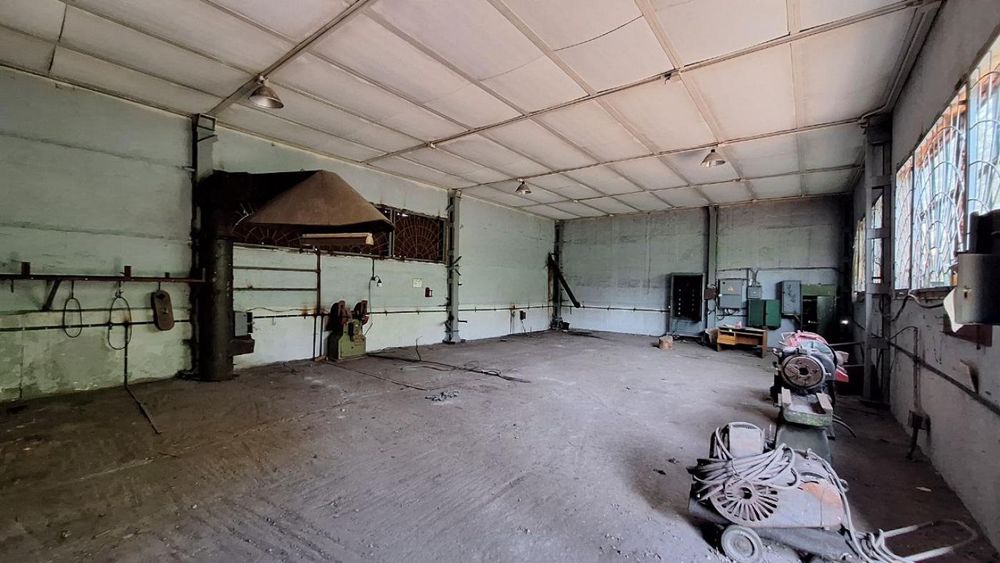 Продається виробничий комплекс у м. Запоріжжя, вул. Теплична, 10