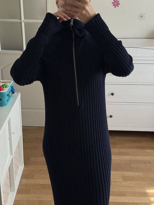Sukienka z wełny marino 100%  Długa z golfem rozpinanym  h&m