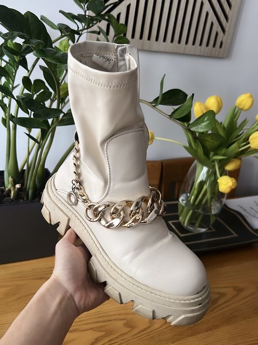 Buty botki kremowe platforma beżowe 38 dla kobiet