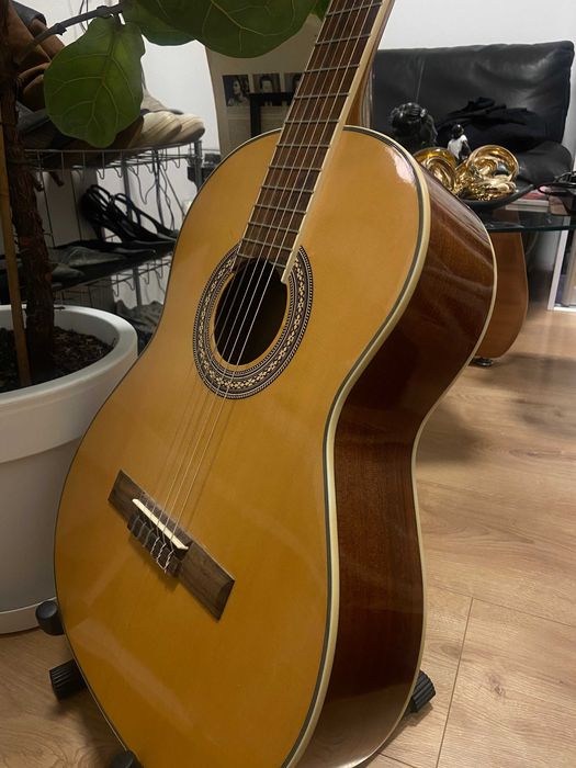 Gitara Elmira C-40 dla leworęcznych