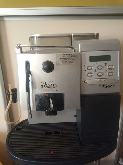 Продам кава машину Saeco