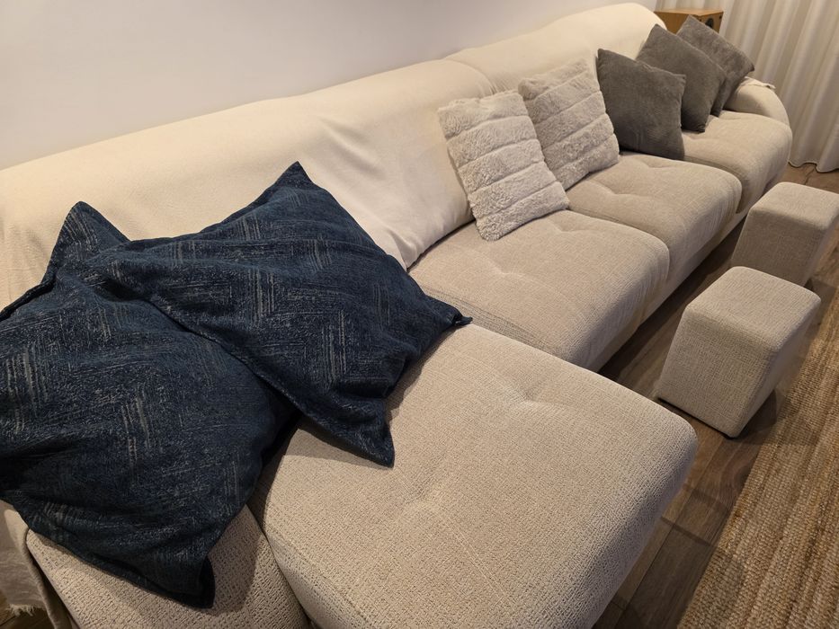 SOFA 3,50 M, (4 ASSENTOS CADA 0,75M )