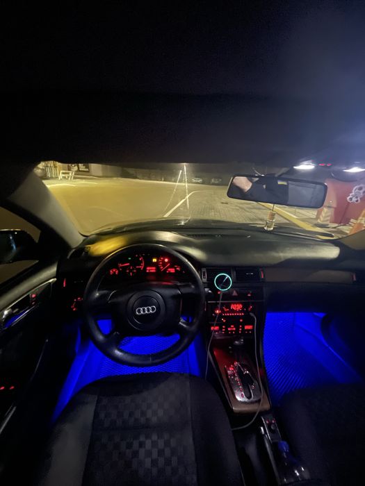 Audi A6 C5 2.4 V6 1998року